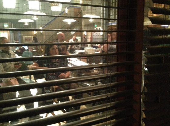 Mariska Hargitay, Twit Pic, SVU Mariska Hargitay, Twit Pic, SVU